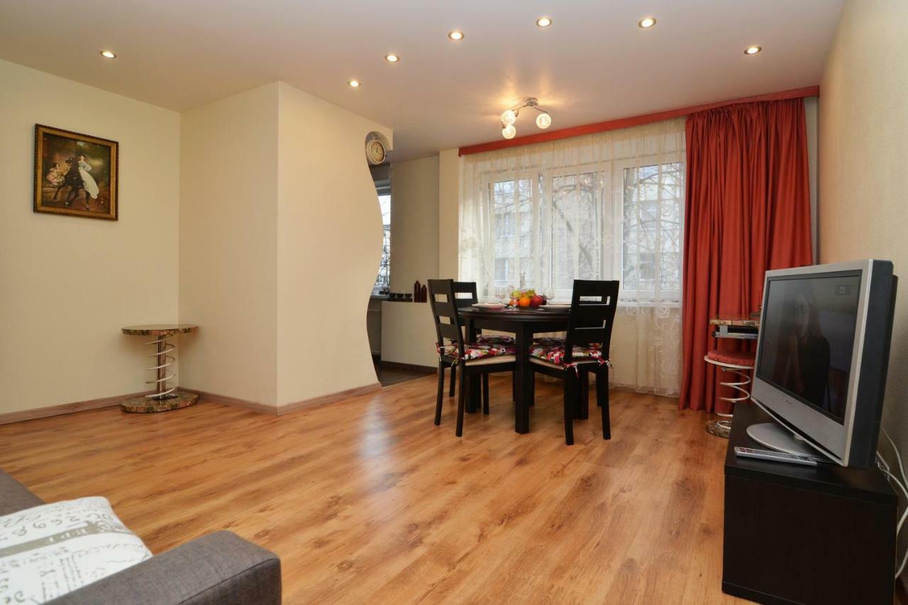 Tomsona Apartment Riga Center Buitenkant foto