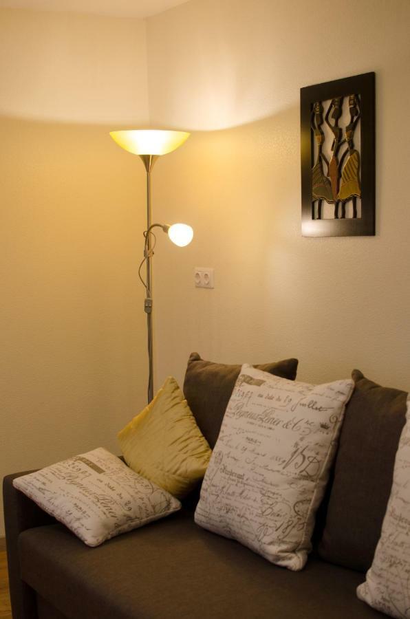 Tomsona Apartment Riga Center Buitenkant foto